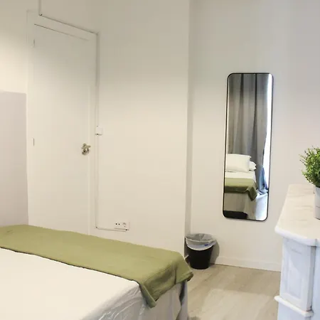 Matute Street, Private Rooms-3